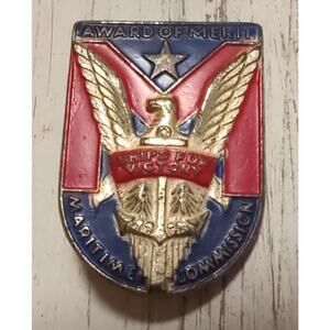 WWII Maritime Commission Award of Merit Metal Pin Ships For Victory Eagle Star